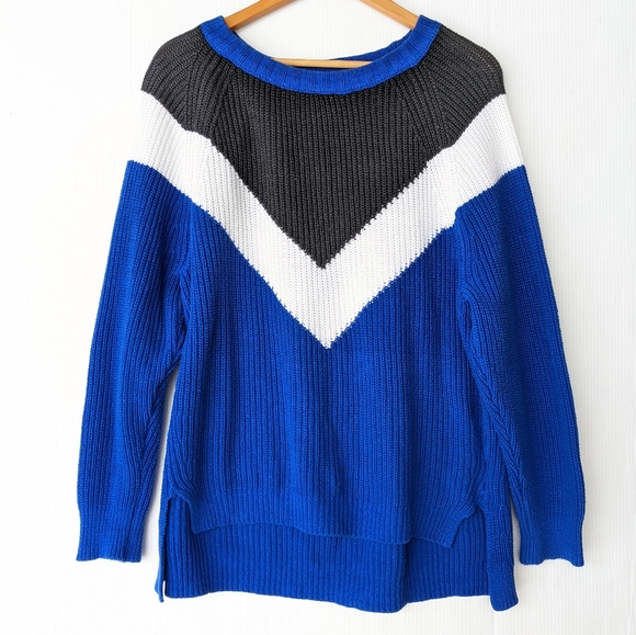 EXPRESS chunky oversized colorblock royal blue ribbed knit crewneck sweater - Picture 5 of 8